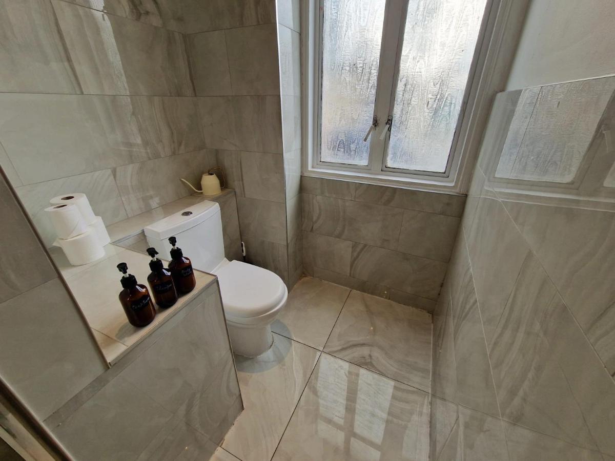 Spacious 4 Bedrooms Apartment For 10 Near Marble Arch ลอนดอน ภายนอก รูปภาพ
