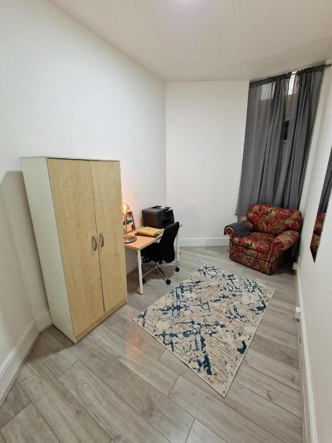 Spacious 4 Bedrooms Apartment For 10 Near Marble Arch ลอนดอน ภายนอก รูปภาพ