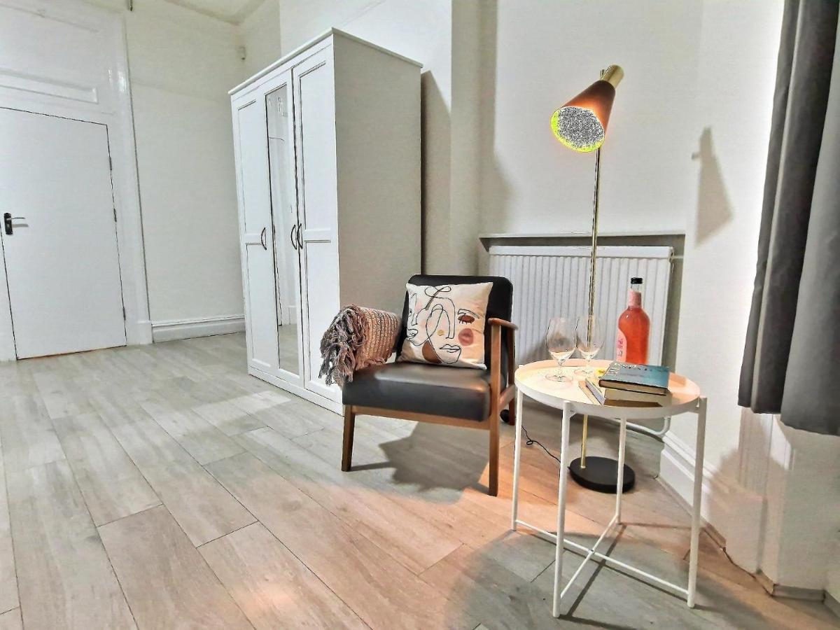 Spacious 4 Bedrooms Apartment For 10 Near Marble Arch ลอนดอน ภายนอก รูปภาพ