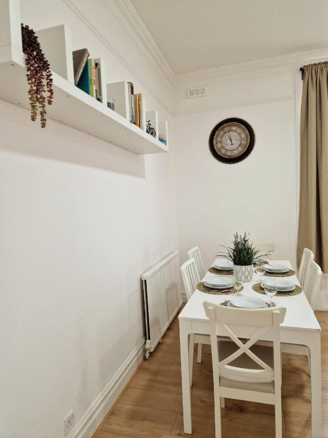 Spacious 4 Bedrooms Apartment For 10 Near Marble Arch ลอนดอน ภายนอก รูปภาพ